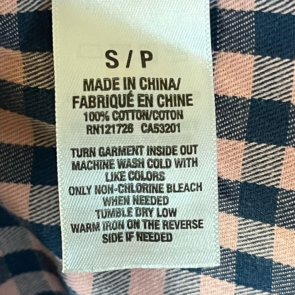 Prince & Fox Women’s Button-Up Shirt | Size S/P | Pink & Navy Gingham Plaid - Picture 8 of 8
